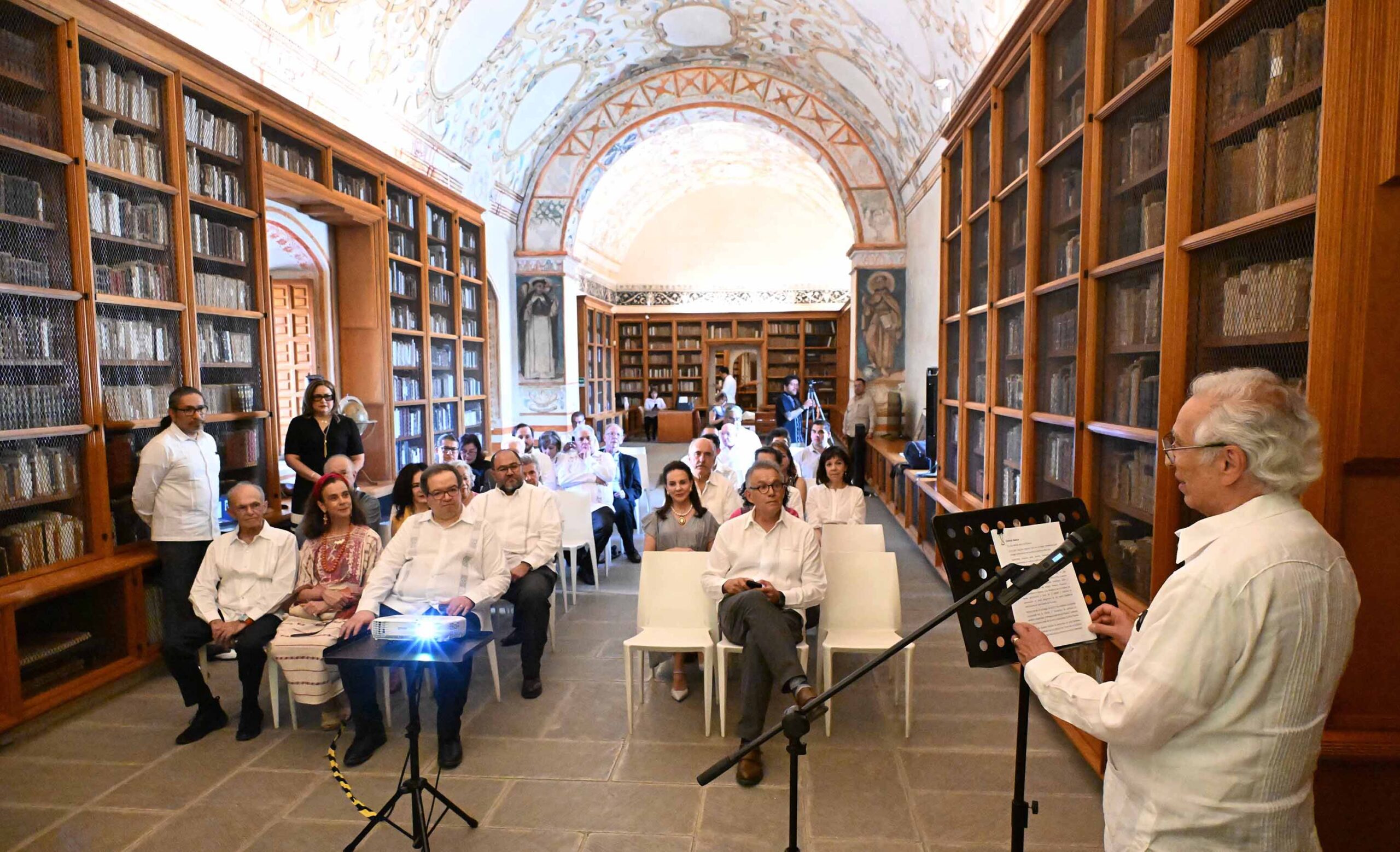 Más de 70 mil estudiantes recibieron apoyos de la UNAM y Fundación UNAM, por semestre, en 2025