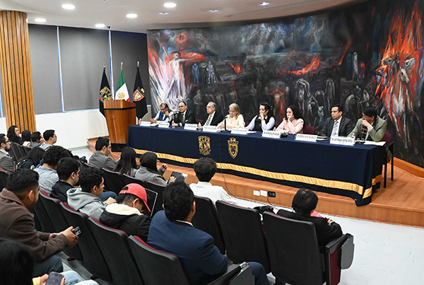 Analizaron académicas y académicos la reforma electoral