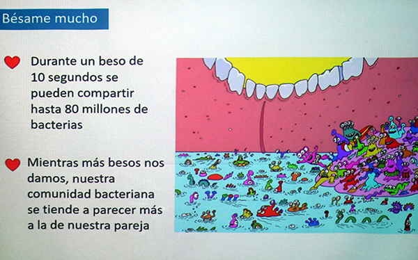 Los microorganismos están asociados a las emociones, indica Cristina Dorador