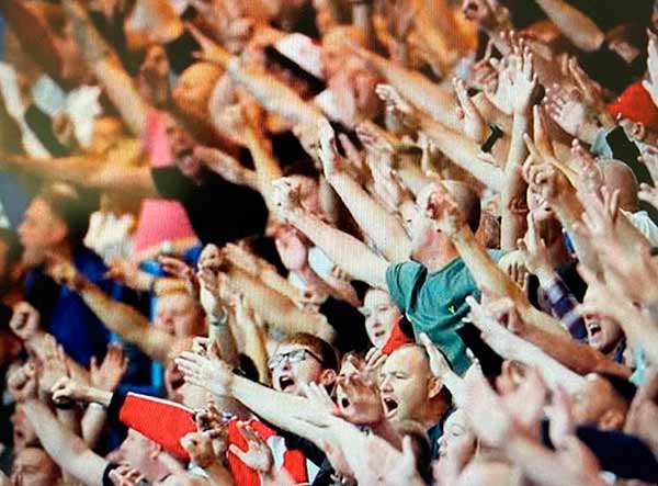 Alterar el comportamiento colectivo magnifica conductas agresivas en eventos como el futbol