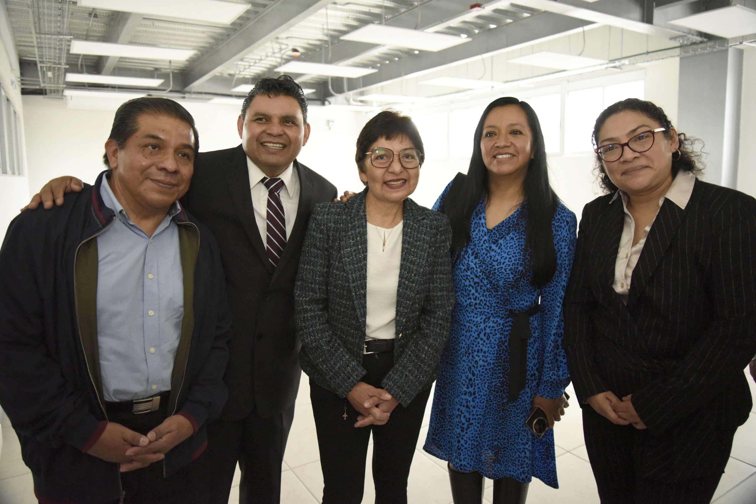 Recorre Rectora Lilia Cedillo nueva sede de la preparatoria Emiliano Zapata | Boletines BUAP