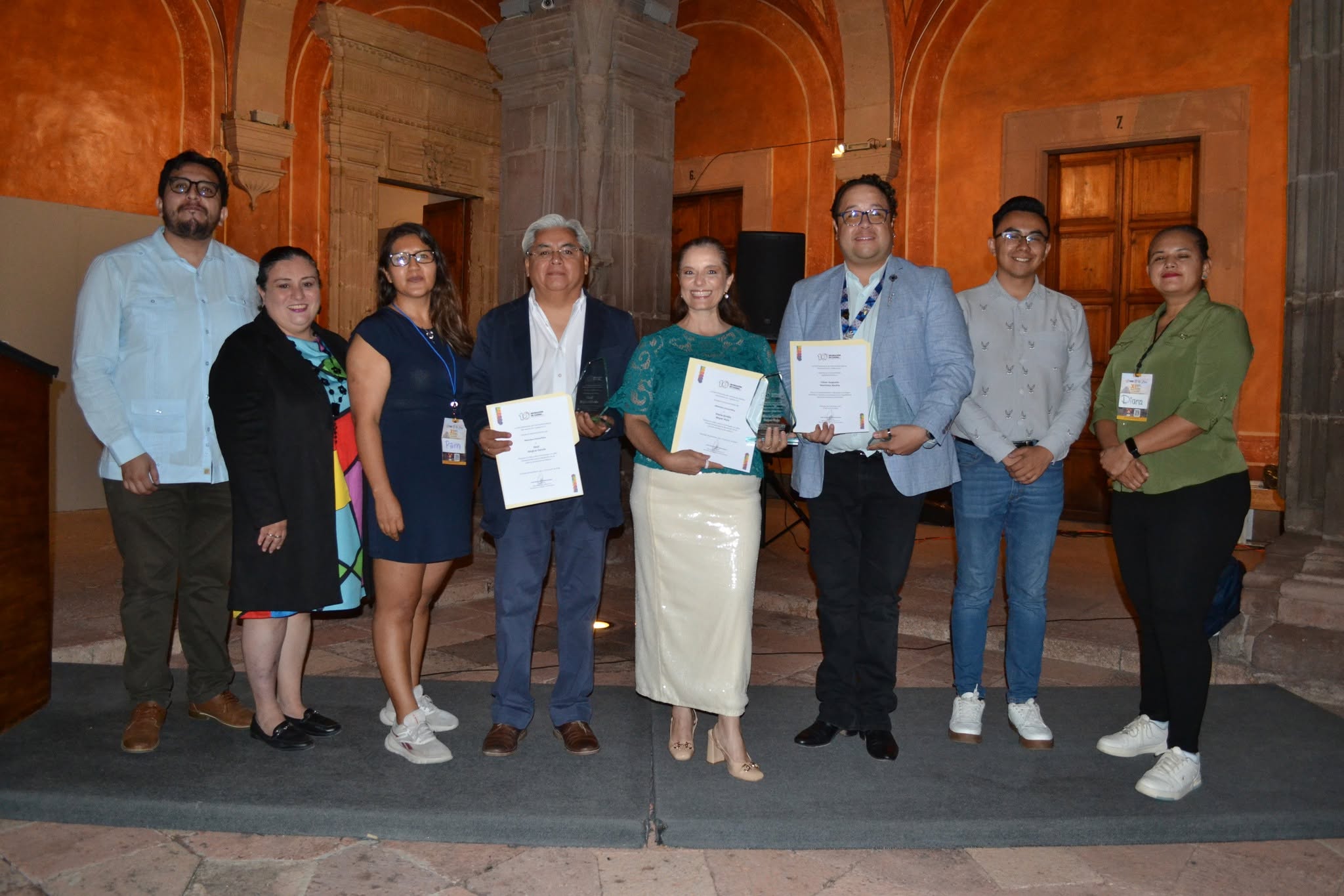 La Red Mexicana de Ciencia Recreativa nombra como miembro honorífico al Dr. Raúl Mújica García