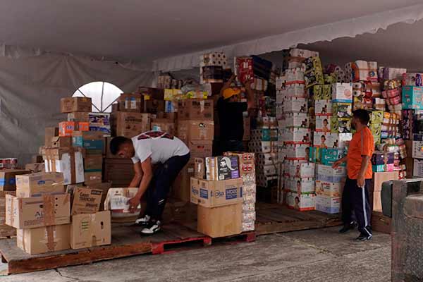 UNAM Solidaria reúne 65 toneladas de ayuda humanitaria para la población afectada por los sismos en Venezuela