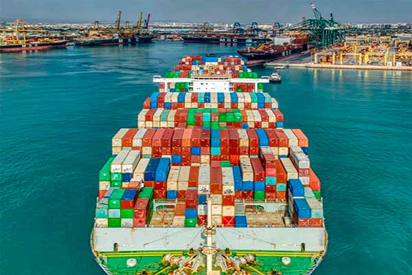 La industria mexicana debe ramificarse para fortalecerse, sugiere economista