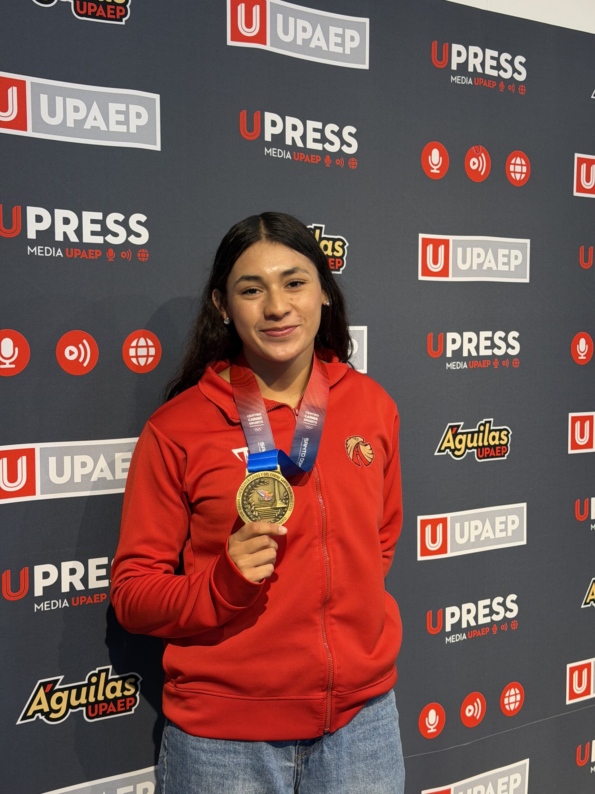 Aranza López, estudiante de Fisioterapia UPAEP, conquistó el oro en Centroamericanos 2026