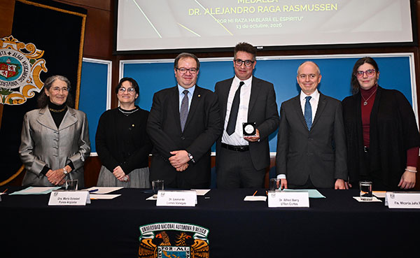 La medalla Alejandro Raga Rasmussen muestra la importancia que la UNAM da a la ciencia: Rector Lomelí