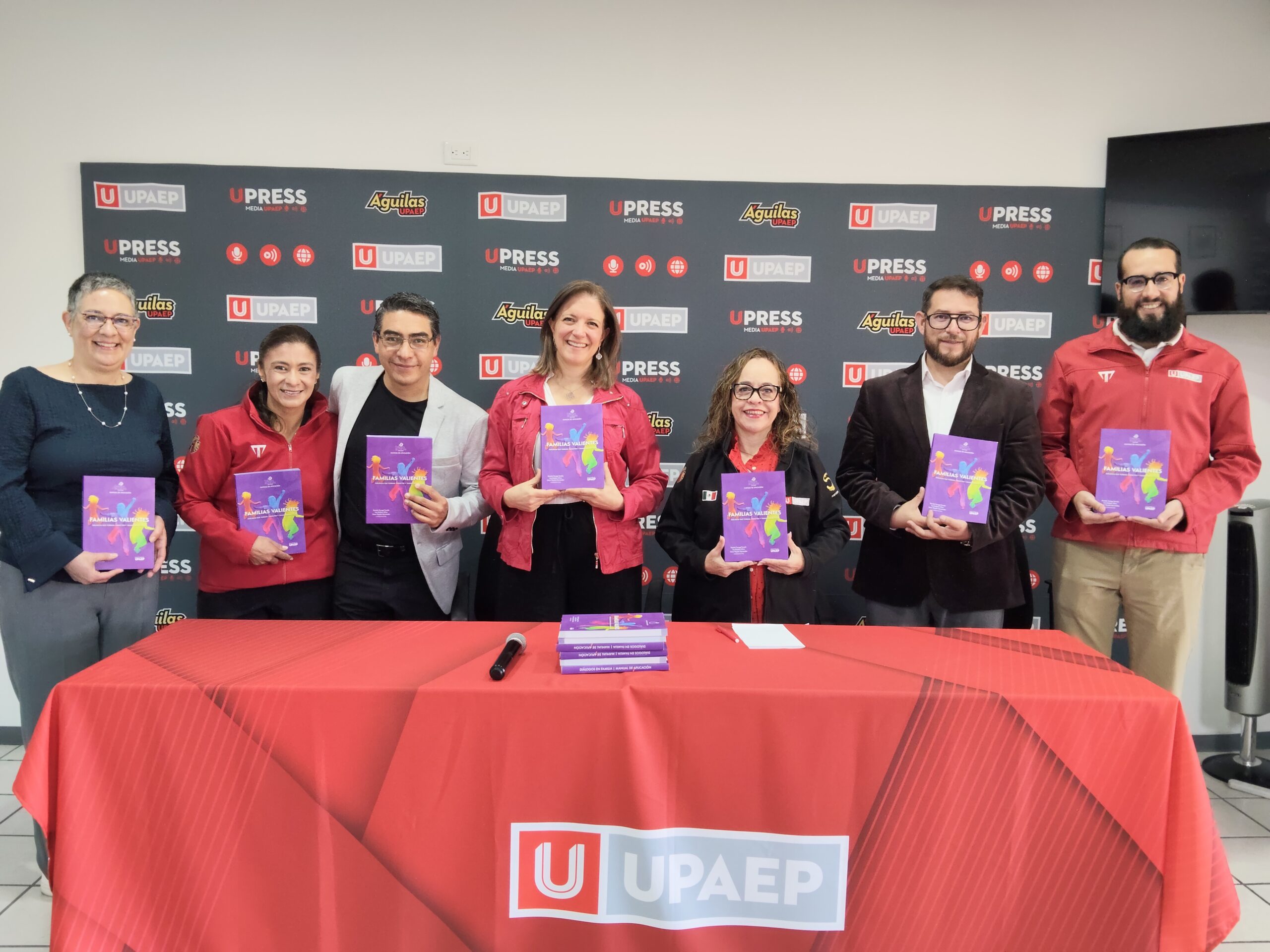 UPAEP: Familias Valientes, una guía para fortalecer el diálogo en casa